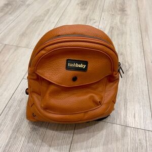 Tushbaby Hip Seat Carrier Brown – Excellent Condition